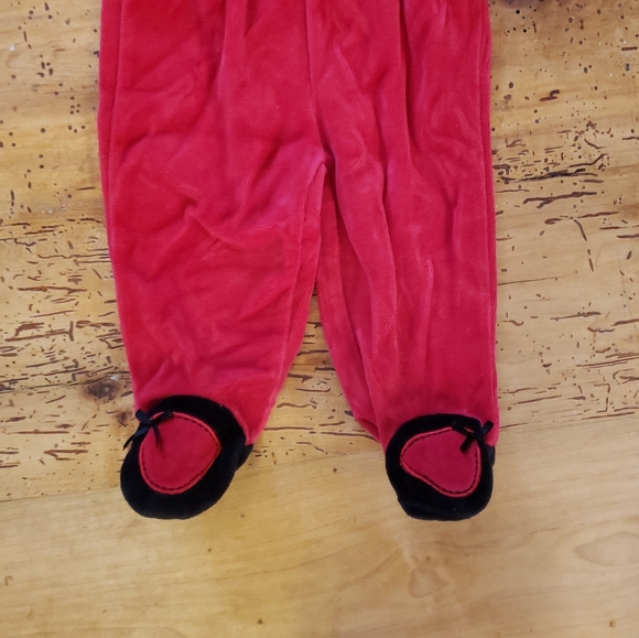 Santa 6-9mth Outfit - Picture 3 of 4